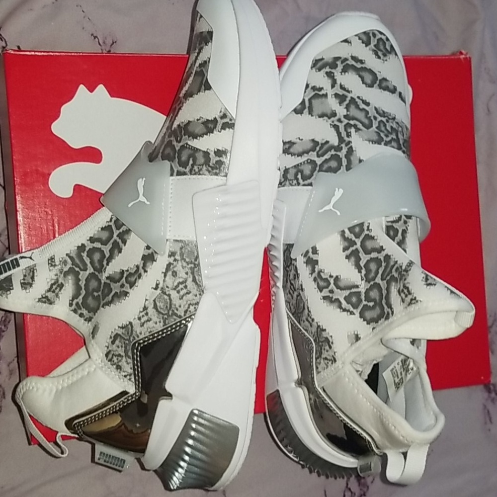Puma Sneakers white